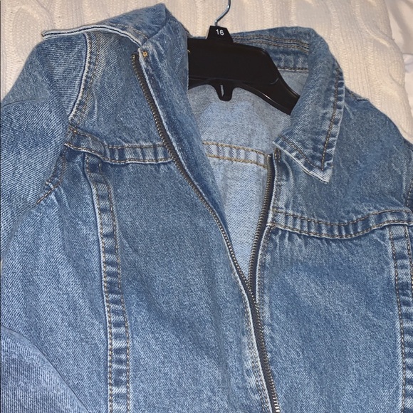 Brandy Melville zip up jean jacket - Picture 6 of 6